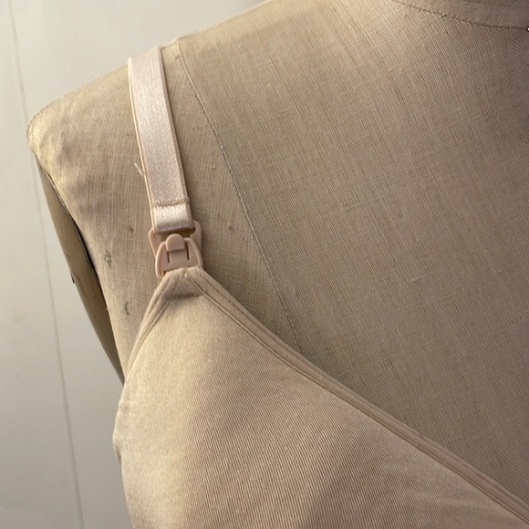 Gilligan & O’Malley Nude nursing bra XL - Picture 2 of 8